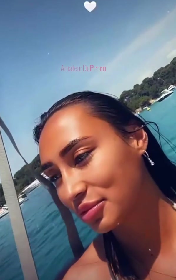 commesite.site leak astrid nelsia Pretending to give a blowjob