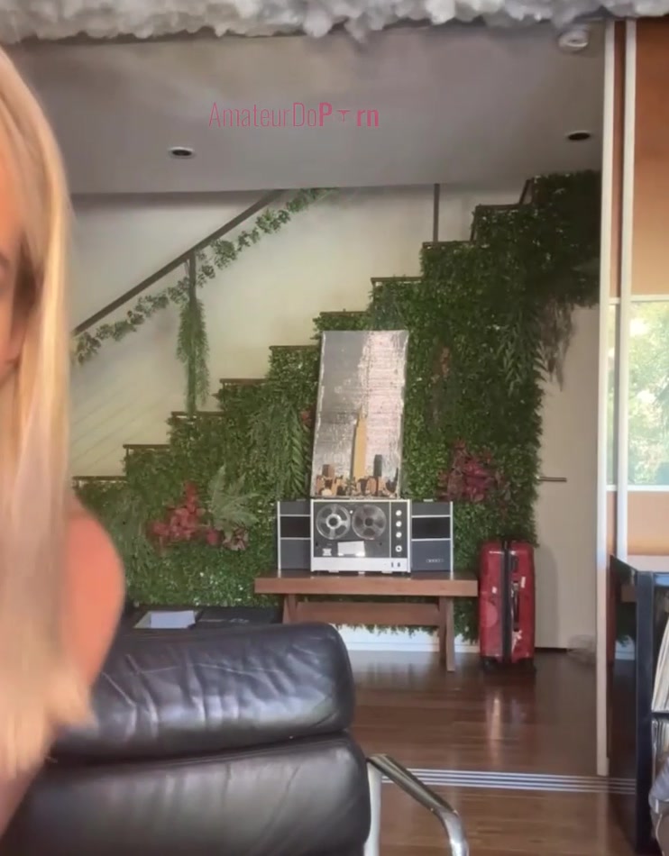commesite.site leak elena kamperi Nude Tits