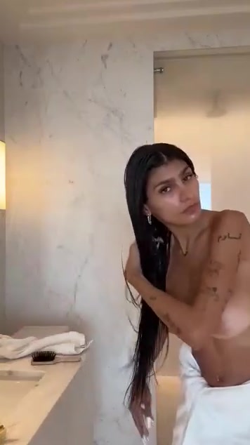 commesite.site leak mia khalifa