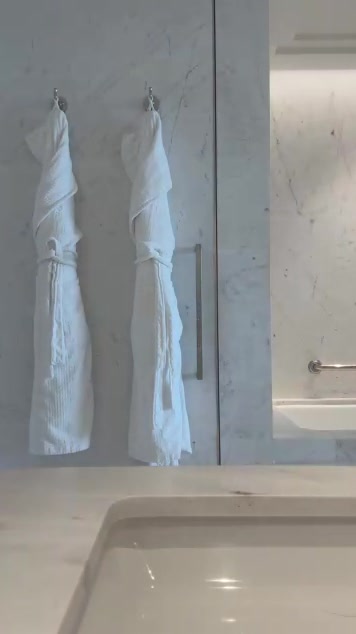 commesite.site leak mia khalifa Naked after Shower